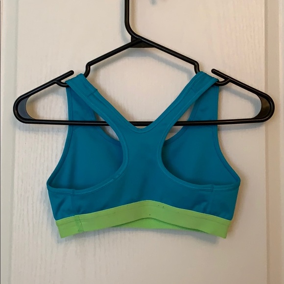 Sports Top - Picture 2 of 3